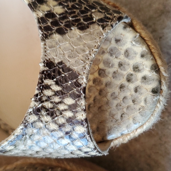 EUC Jimmy Chew snakeskin wedges - Picture 7 of 12